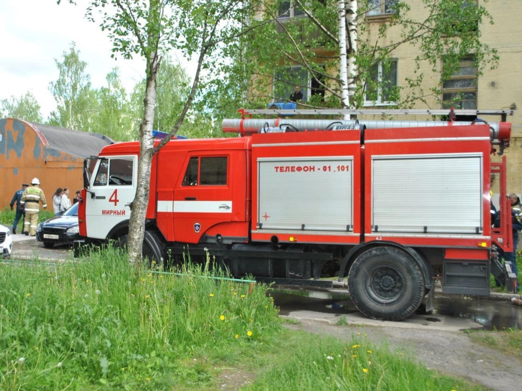 В Мирном местная жительница пострадала от пожара, спасая домашнего питомца