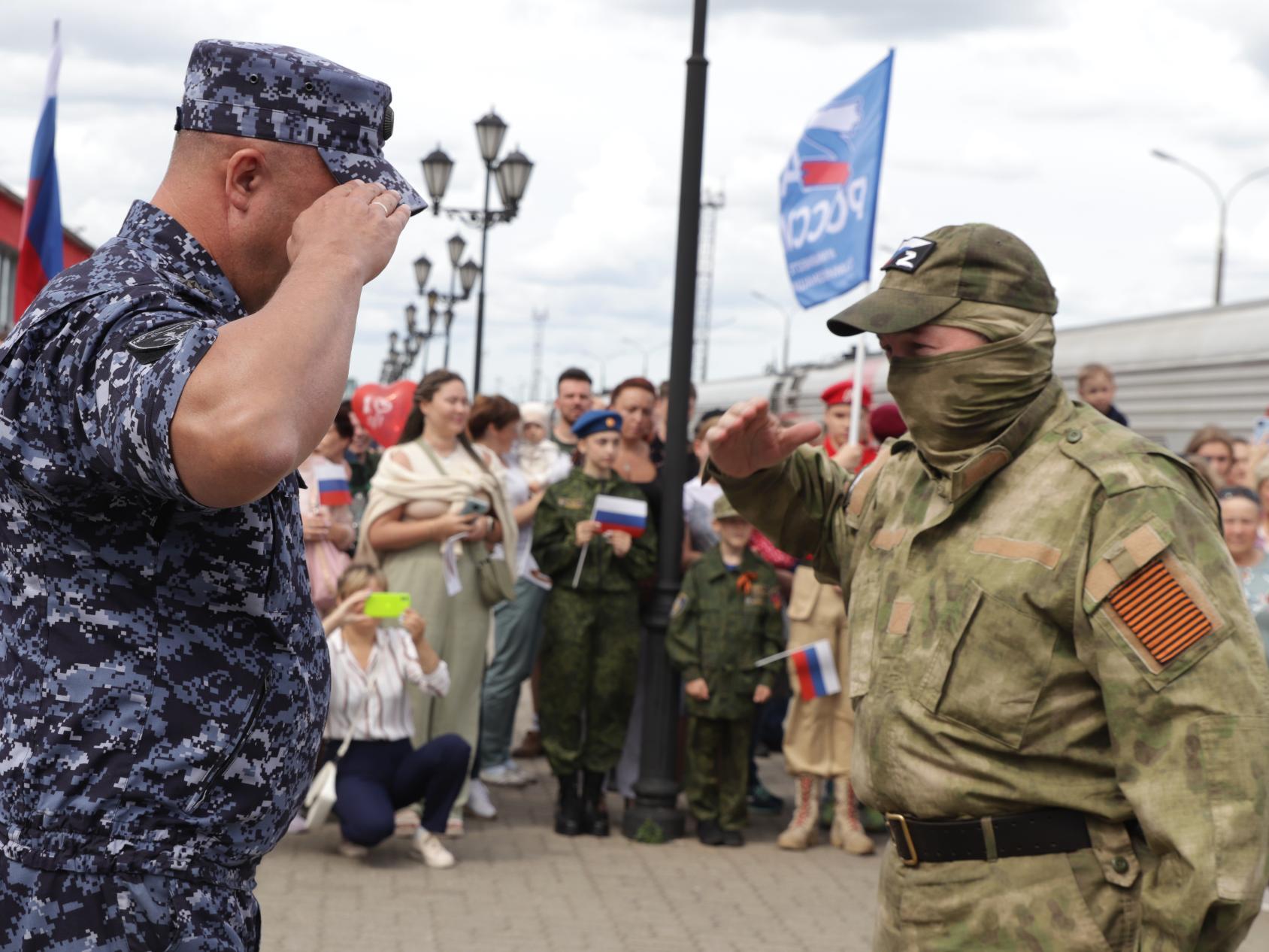 Сотрудники Росгвардии вернулись в Архангельске после командировки в рамках  спецоперации на Украине