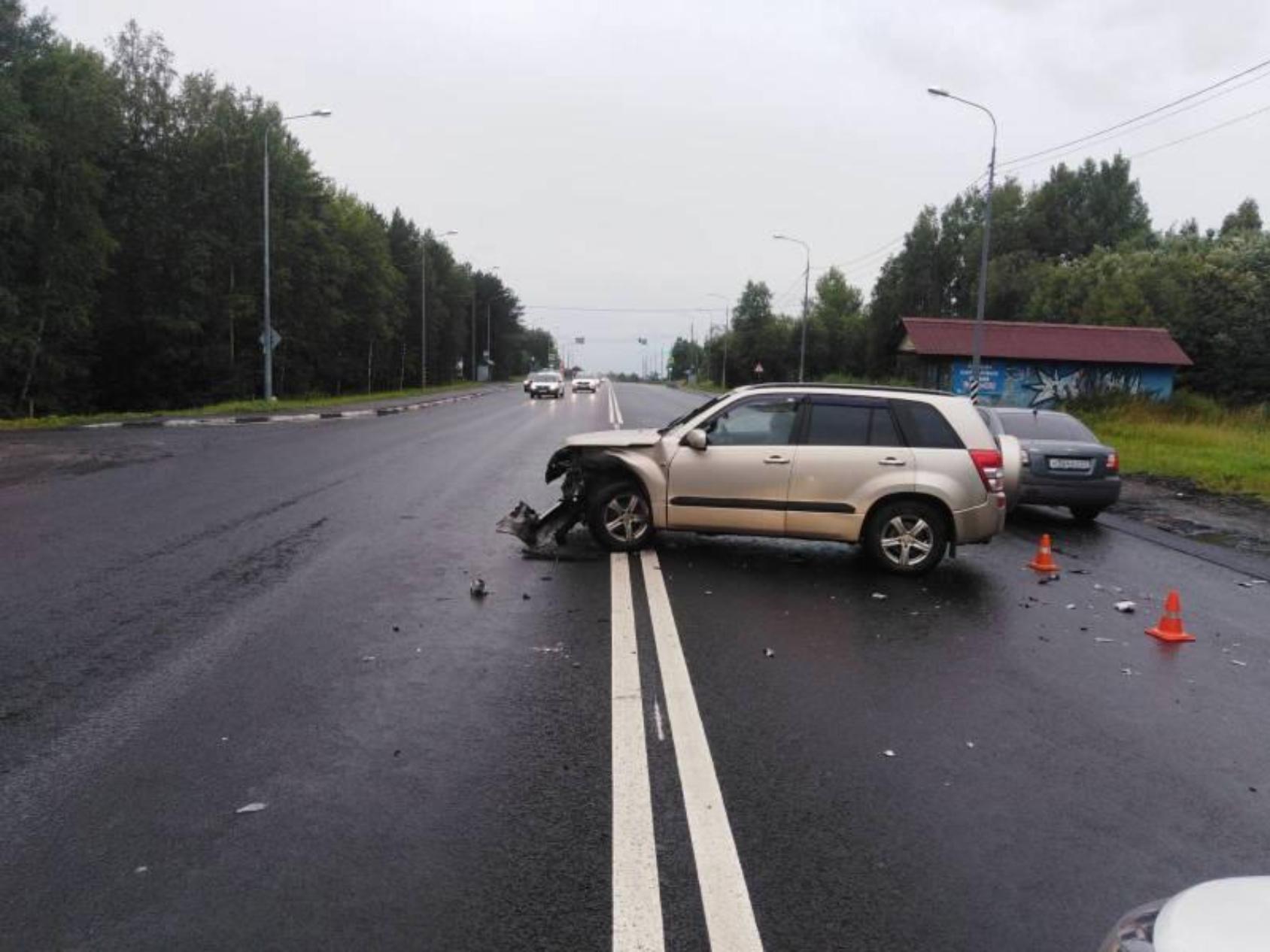 Два автомобиля столкнулись на трасса Архангельск — Северодвинск